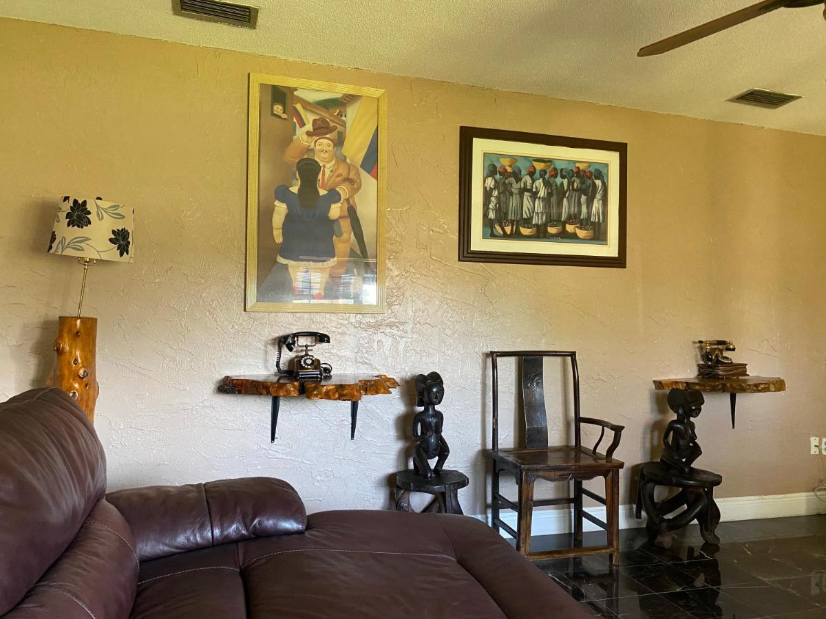 Hotel Oyo Family Ranch At Melbourne Fl Extérieur photo
