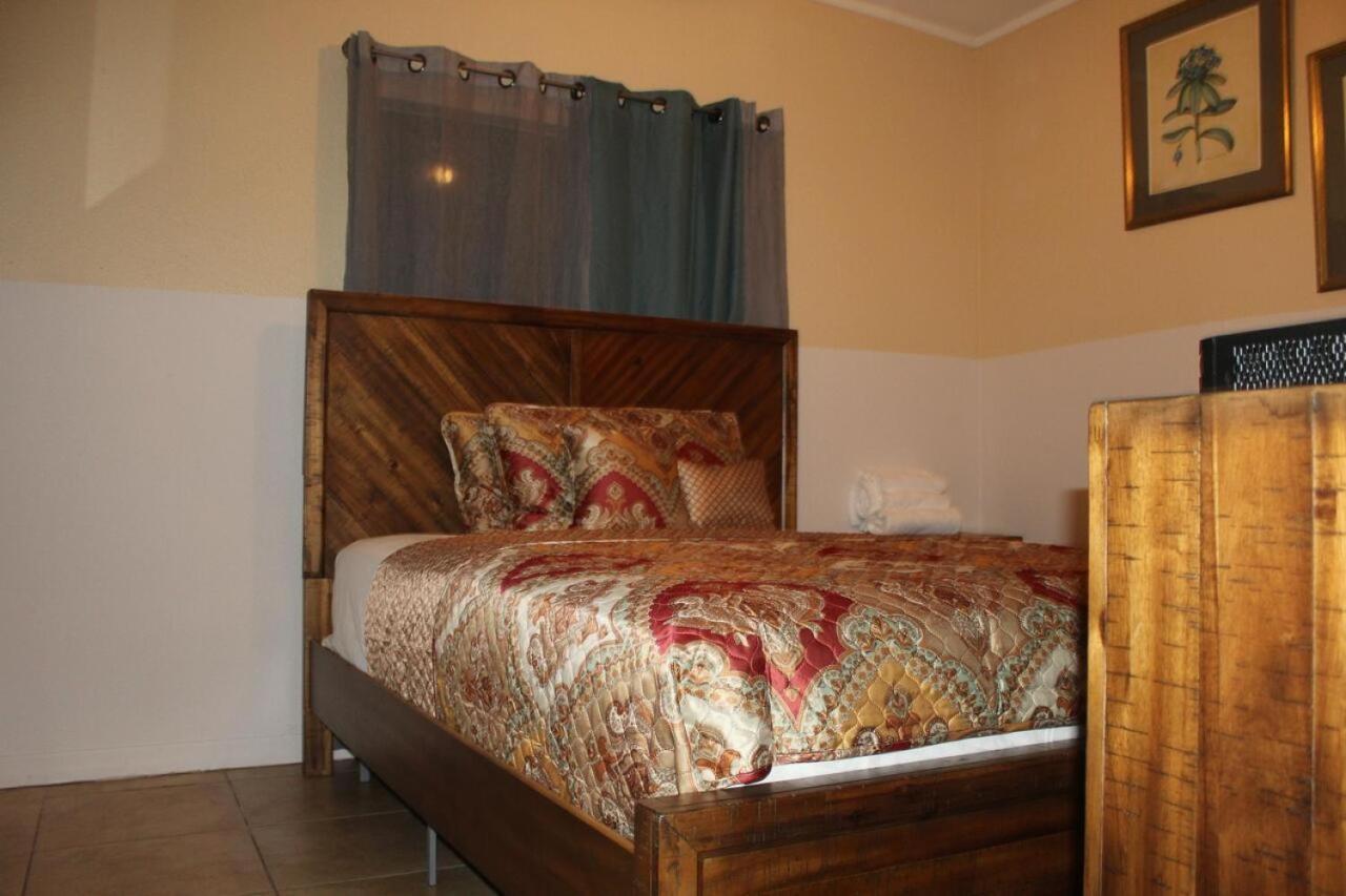 Hotel Oyo Family Ranch At Melbourne Fl Extérieur photo