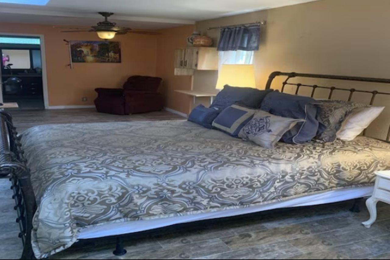 Hotel Oyo Family Ranch At Melbourne Fl Extérieur photo