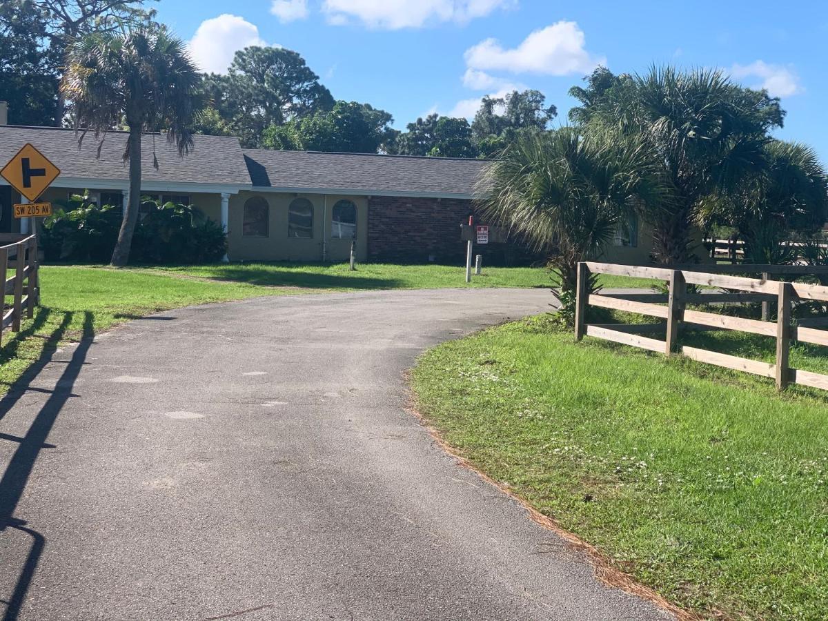 Hotel Oyo Family Ranch At Melbourne Fl Extérieur photo